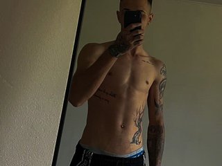 Adonis0896