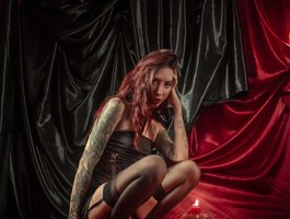 Maligosh live cam model at BongaCams