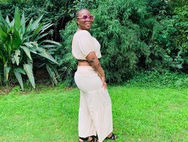 Orrie-Elly live cam model at BongaCams