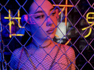 Неоновый вайб