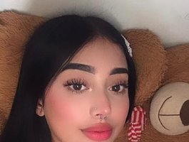 ScarlettBlaze Pertunjukan Kamera Seks Langsung