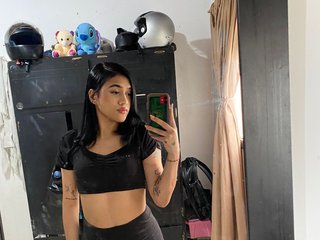 My BongaCams Model Name Is Blueskhyy! My Age Is 19 Years Old