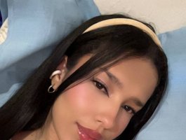 VioletaRossi live cam model at BongaCams