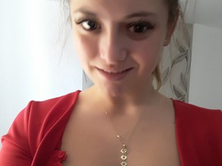 I'm A Live Cam Attractive Bimbo, I Live In Maracineni! At BongaCams I'm Named Ella31