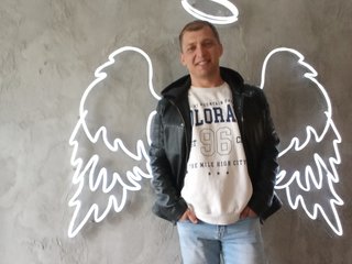 I'm 37 Years Of Age! I Am Named Franek37
