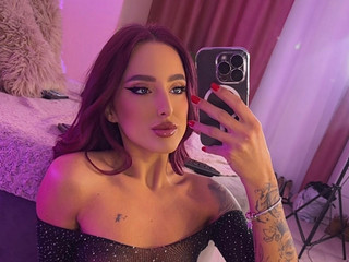 I wear confidence better than clothes 💄