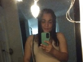 AntonellaaLove live cam model at BongaCams