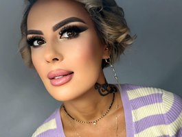 KirraWhite webcam model