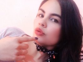 Ayleensweety live cam model at BongaCams