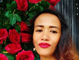 Clitoria webcam model