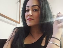 paula-james webcam