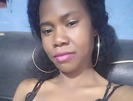 Raya3 live cam model at BongaCams