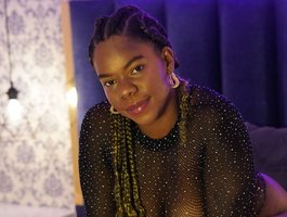 Katrina-London webcam model