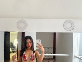 EmilyRouses Pertunjukan Kamera Seks Langsung