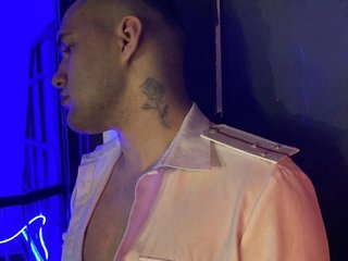 People Call Me Martin0306! I Am A Brunette