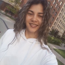Karoline-Cherie