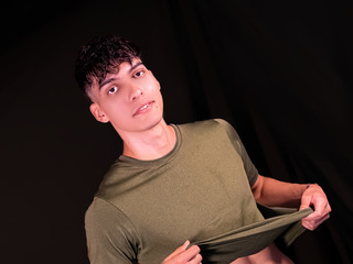 🔥 Every inch of me is built to please you. 😉