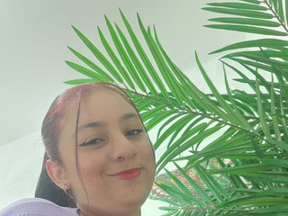 Come and go crazy with my curves 🍒💋💖