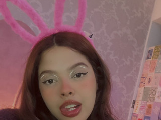 Flirty looks only for you