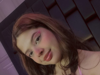 Innocent face, teasing soul