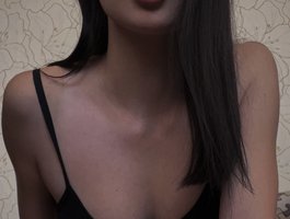 AlinasexxxLive Webcam