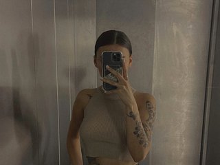 I'm 24 Years Of Age! I'm A Cam Hot Hottie