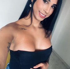 VickyStrong1