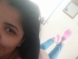 Watch josefa49 live on cam on BongaCams