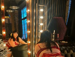 Irinka-Mandarinka Pertunjukan Kamera Seks Langsung