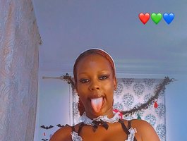 Thickiie webcam model