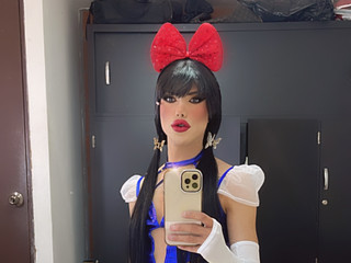 Barbie in wonderland