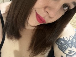 Watch Rheetnenaxtlg live on cam on BongaCams