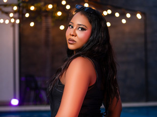 19️⃣ The Way You Look At Me 😈💦