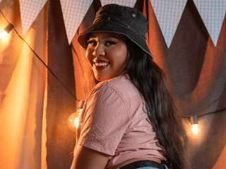 6️⃣ Touch Me Deeper 💦💋