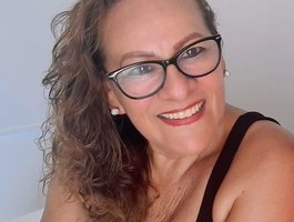 Watch HotNana4U live on cam on BongaCams