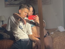 Watch CasalWedd live on cam on BongaCams