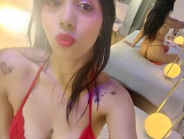 Watch NahomyBelle live on cam on BongaCams
