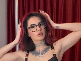 Watch TaliaRoss live on cam on BongaCams