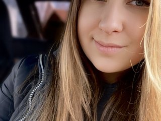 A Webcam Pretty Gal Is What I Am, I Am A Brunette 2