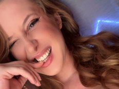 Pinkylady Gallery Image 1