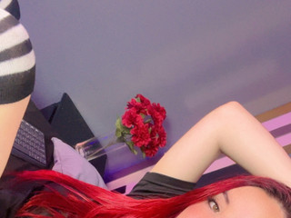 PLAY TO SCORE THE GOAL WITH MY PUSSY