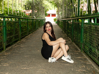 Between trees and thoughts🌻