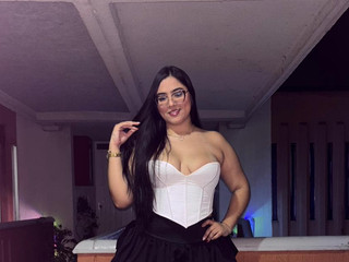 𝑬𝒏𝒅 𝒐𝒇 𝒚𝒆𝒂𝒓 𝒐𝒖𝒕𝒇𝒊𝒕 💋