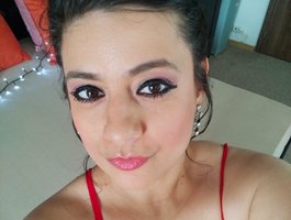 Watch AngelaDavisxx live on cam on BongaCams