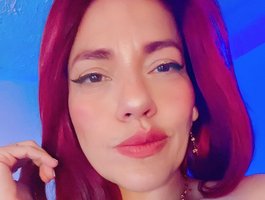 Watch juliethMilf live on cam on BongaCams