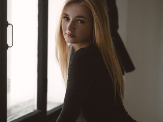 I Am A Brunette And At BongaCams People Call Me LyndaJovich