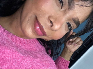 Power dressed in lace