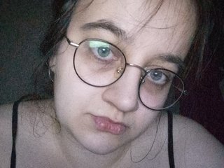 I Am A Brunette! My Model Name Is Vikaaca