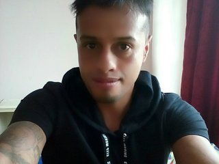 I Live In Bogotá, Bogota, Colombia And My BongaCams Name Is Tonylatin