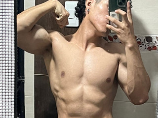 Mia’s Perfect Angle